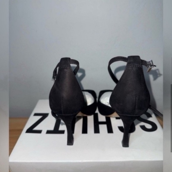 Schutz Kellen Nubuck Block Toe Pump - Picture 5 of 9